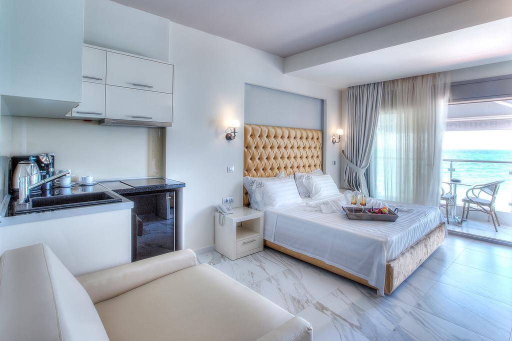 Art Boutique Suites Pefkochori Exterior photo